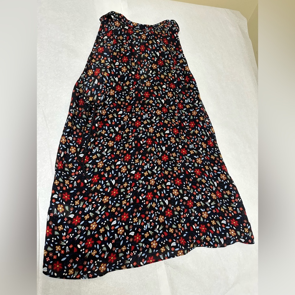 A.L.C Silk Printed V Neck Floral Ruffle Blouse 🌼 - Picture 7 of 11